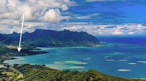 Located just a block from the waters edge in Kaneohe Bay
