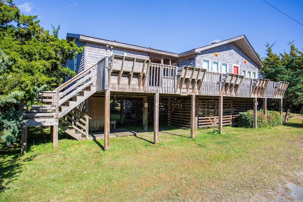 This home is perfect for families and groups seeking a cozy, coastal retreat, that combines modern comforts with a laid-back beach vibe.