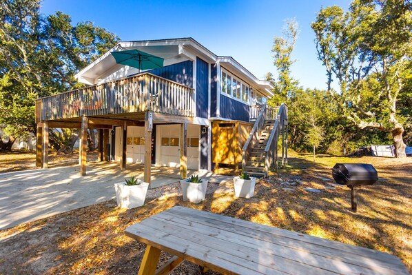 Nestled in the historic Sound Sea Village of Duck, The Sugar Shack offers a timeless getaway experience.