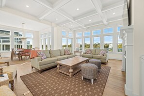 Living Area - Mid Level