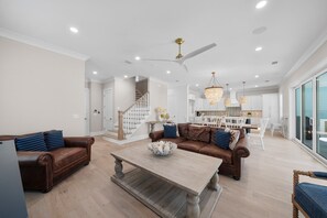 Laguna Beach House | Main Living Area | 1st Floor