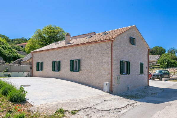 Extérieur