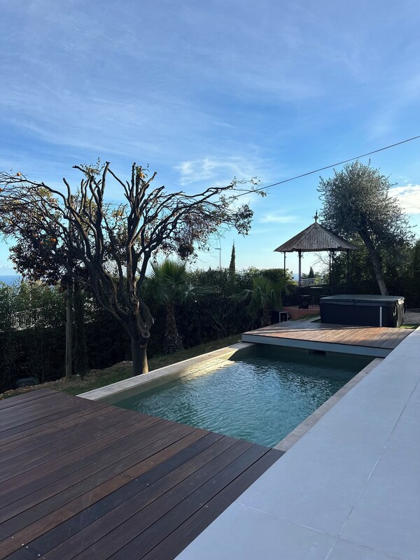 Villa Niçoise Sea View With Pool And Jacuzzi - Niza