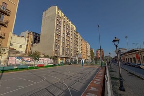 Sport court
