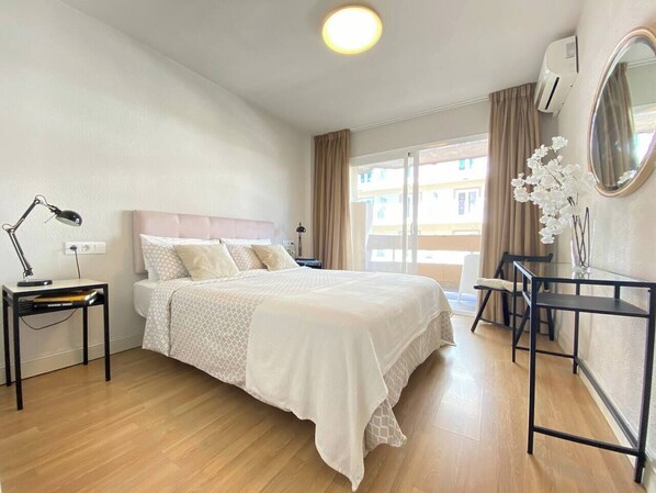 bedroom (1)