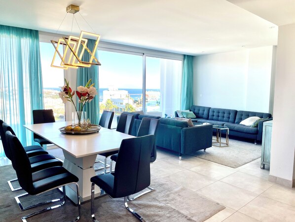 dining room (1)