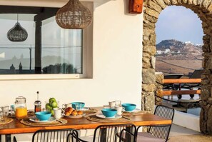 Outdoor dining