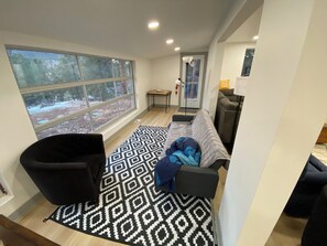 Mountain View Room