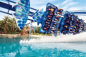 Just minutes from SeaWorld