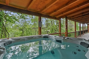 Bain à remous extérieur
