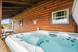 Bain à remous extérieur