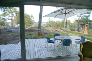 Terrace veranda outdoor bath tub