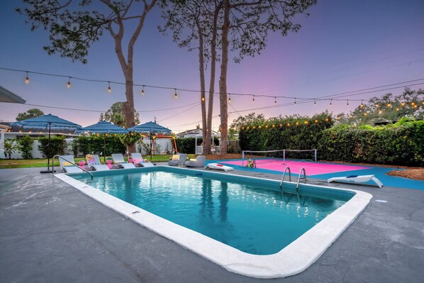 Pool