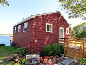 LobsterCliff Cottage - East Boothbay