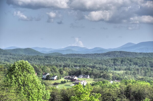 Mountain Views from all levels