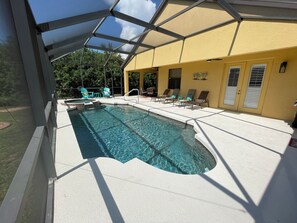 Luxurious Pool & Spa area