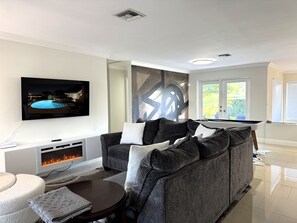 1,735 SQ.FT. (4 Bedrooms & 3 Baths)