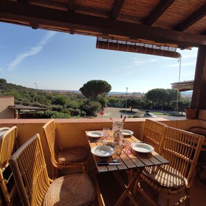 Autumn, Balcony / Terrace / Patio, Spring, Summer