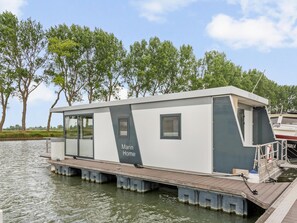 Extérieur maison de vacances [été]