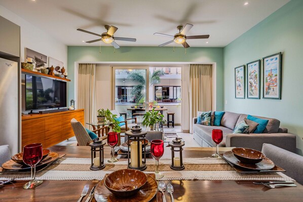 Condo - Image 2