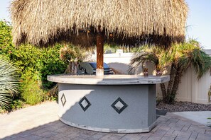 Tiki grilling station.