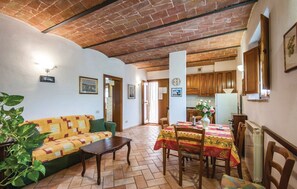 Wand, Wohnung, Fussboden, Zimmer, Zimmerpflanze, Blumentopf, Stuhl, Holzbeize, Farbe, Küche & Esszimmer Tisch