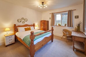 Birdhope Craig Church, Rochester - Host & Stay