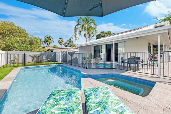On balmy, tropical afternoons, cool down with a dip in the pool or relax in the shade with a book on the sun loungers. 
