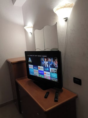 Fernseher