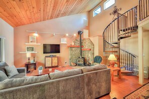Curl up in the cozy living room & stream all your favorite entertainment