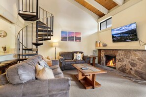Spiral staircase to loft - best for kiddos!