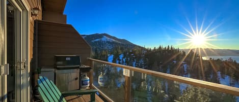 Small deck with seating, and AMAZING views!
