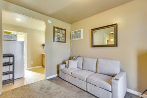 Living Area | Full Sleeper Sofa | Single-Story Unit