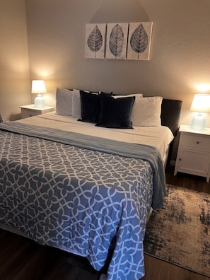 Master Bedroom - King Bed