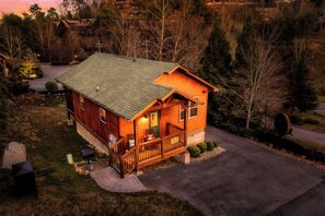 Exterior view of the cabin