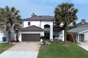 Front exterior of the home!