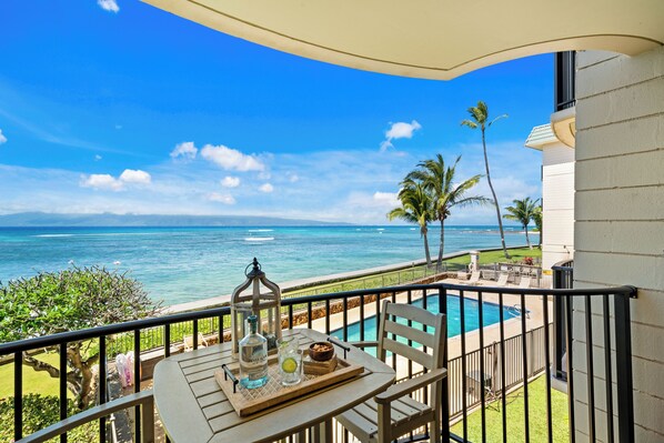 Kahana Reef 203 lanai 1