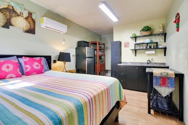 Santa Rosa Vacation Rental | Studio | 1BA | Step-Free Access | 400 Sq Ft