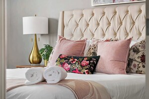 Beautiful and cozy King bed!