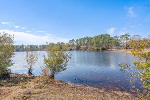Minutes from Boiling Springs Nature Preserve!