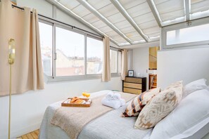 All bedding and linens are provided and you'll find the bed made on arrival