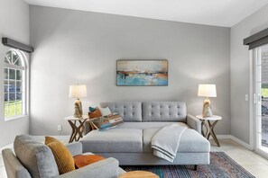 K0485-Pull up Lounge Sofa