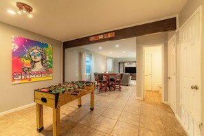 Spielezimmer