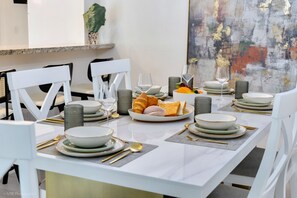 Marble Dining for 6