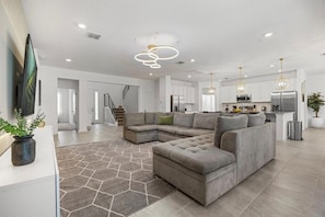 2357 Shanti Drive (2).jpg
