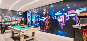 Descubre una diversión infinita en nuestra sala de juegos.