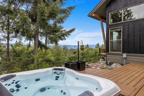 Bain à remous extérieur