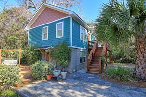 Your perfect Savannah getaway starts here!