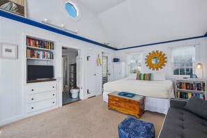 King size bed