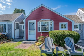 Entry into cottage
